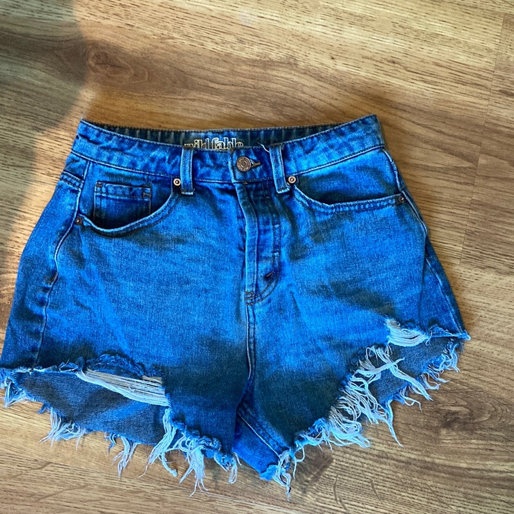High wasted Jean shorts